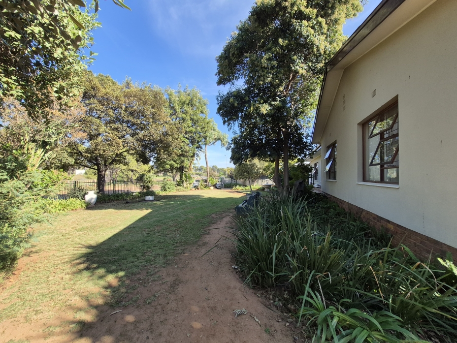 3 Bedroom Property for Sale in Panorama Western Cape